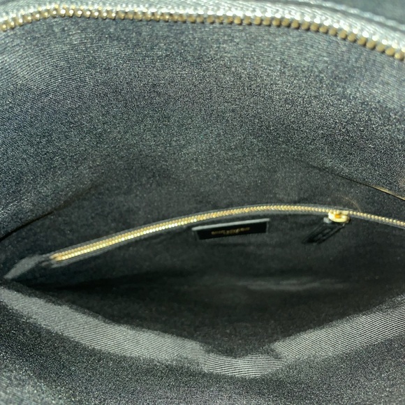 Saint Laurent
Letters Large Fold-Over Clutch Bag, Black - Picture 6 of 6